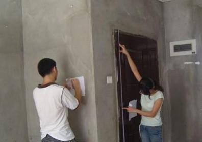現(xiàn)在流行住“毛坯房”？內(nèi)行人一句說破：不裝修也成高級房